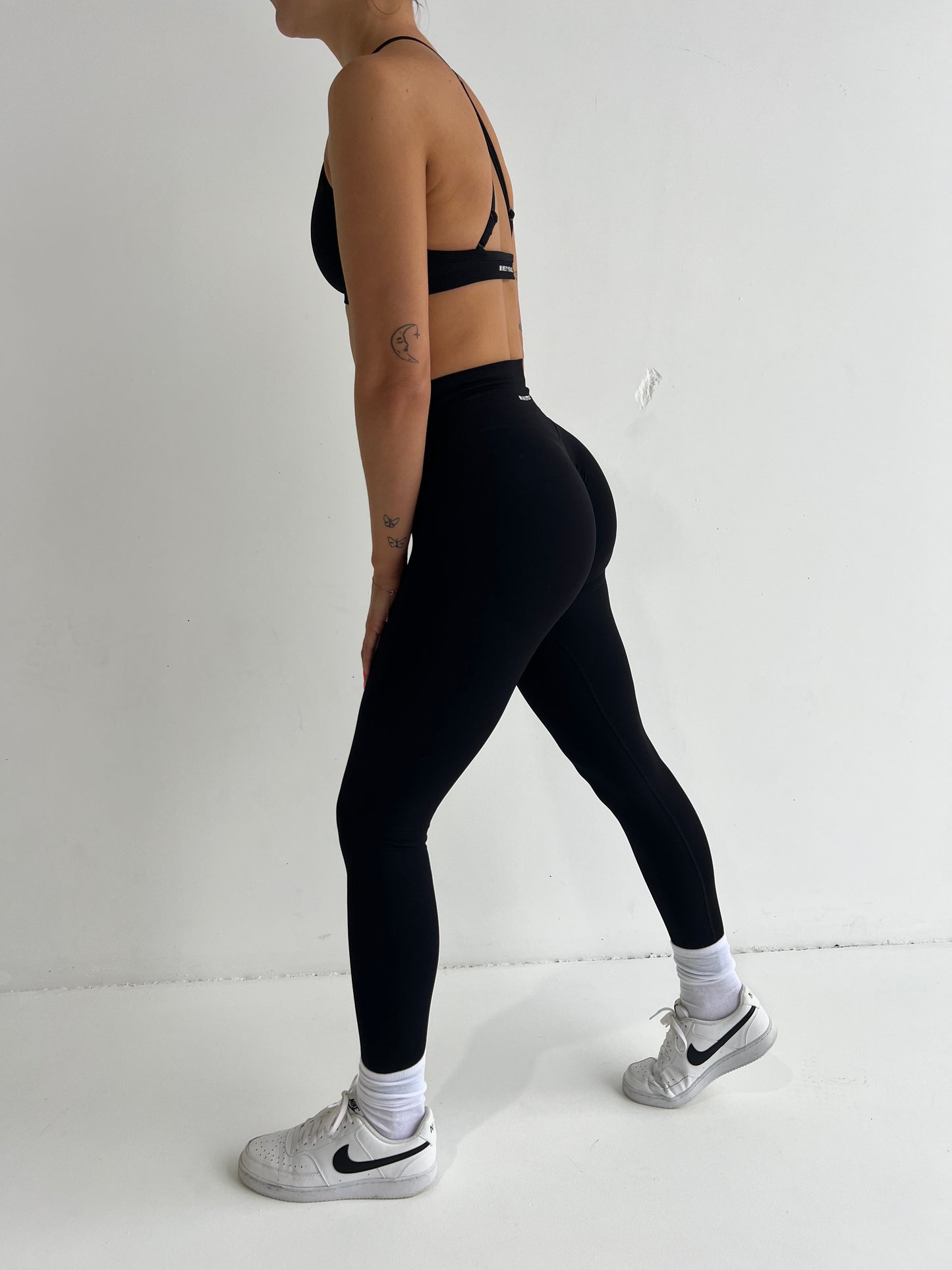 Signature Scrunch Leggings - Black - Ninety Six Fit Apparel